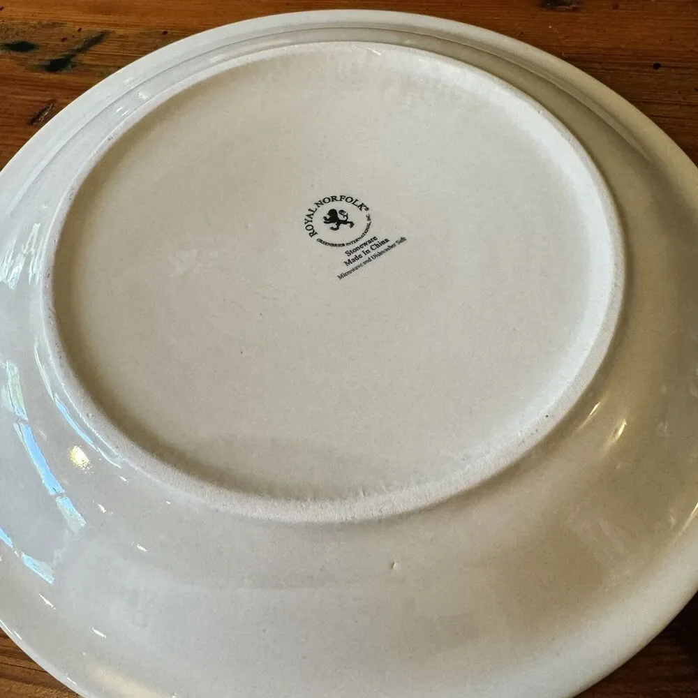 Royal Norfolk Stoneware 10.5